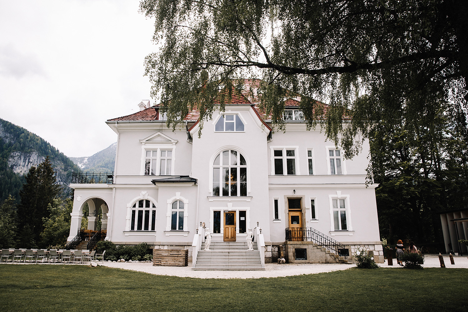 Gartenhochzeit Villa Bergzauber freie Trauung in Hinterstoder